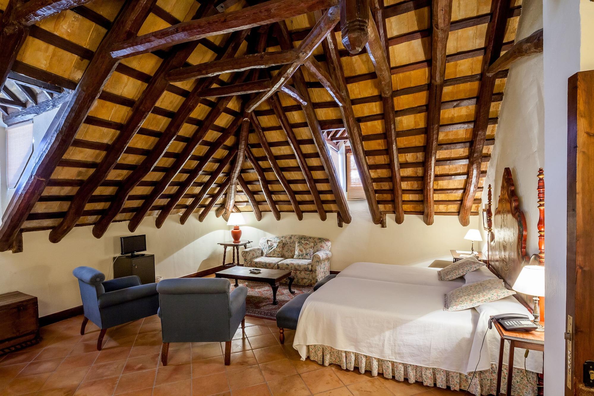 Palacio Marques De La Gomera Osuna Exterior foto